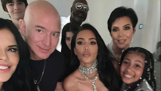 Jeff Bezos nakon Hrvatske bio na koncertu Beyonce: Zabavljao se u društvu Kardashianki