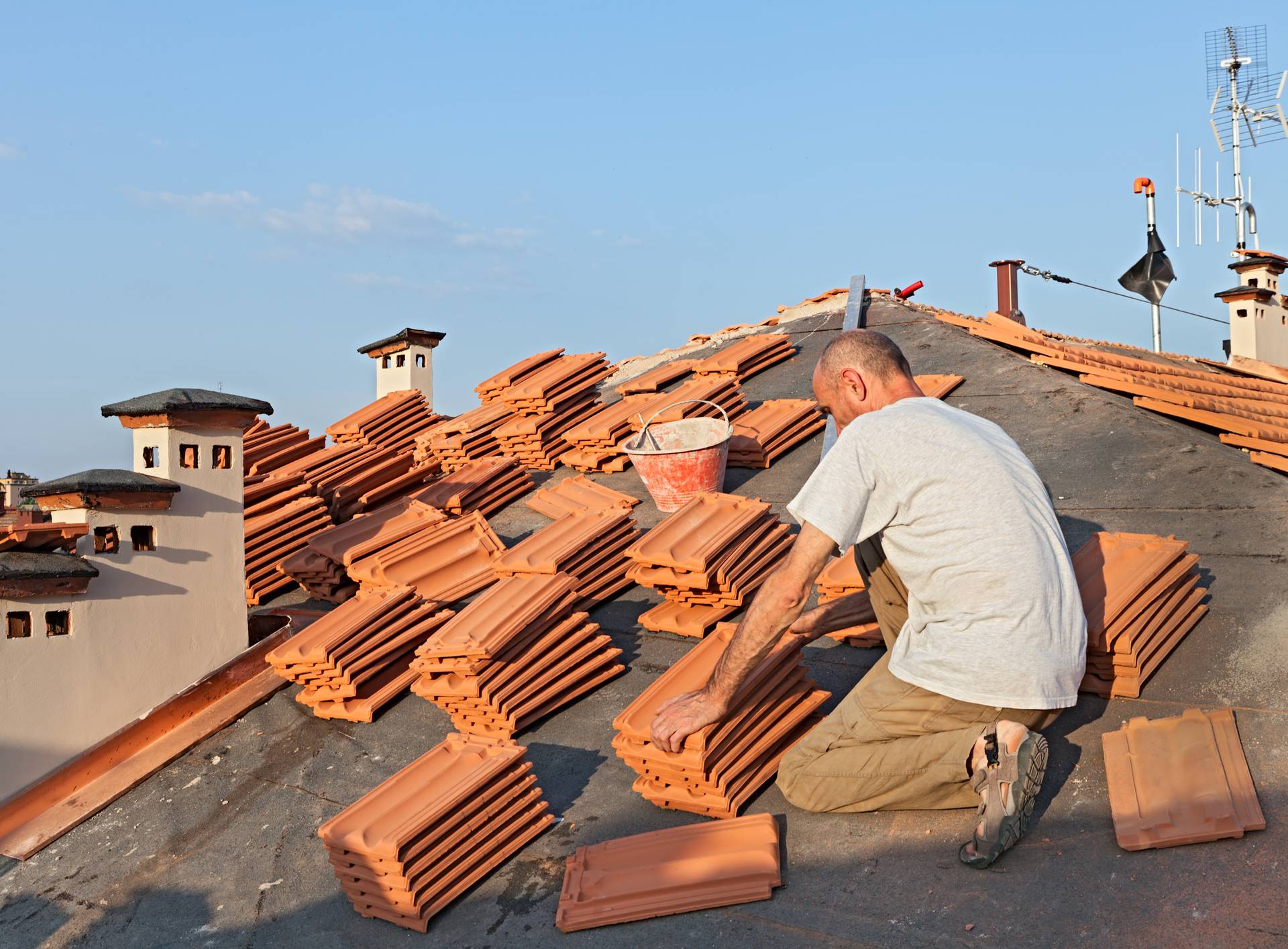 roof tile installation