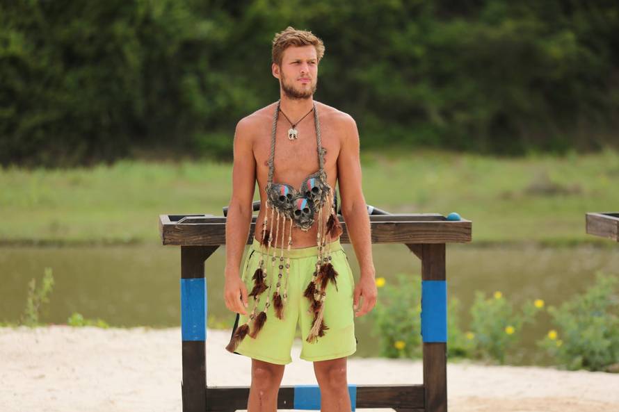 Plavi pobijedili u igri, a izgubili plemenski imunitet. Antonia je zajecala: 'Teško nam je palo...'