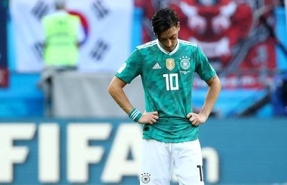 Özil se oprostio od Njemačke: 'Moje porijeklo im je bitnije...'