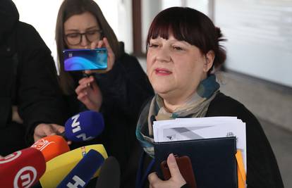 Grba-Bujević: 'Nema smisla nositi maskicu dok šećete psa'