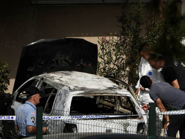 Split: Tijekom noći na parkiralištu izgorio automobil