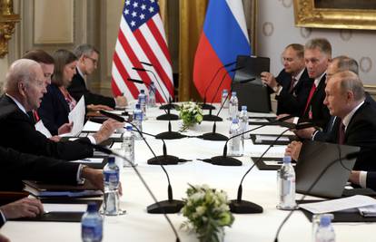 'Biden je pokušao umanjiti važnost Rusije smatrajući je neizravnim suparnikom SAD-a'