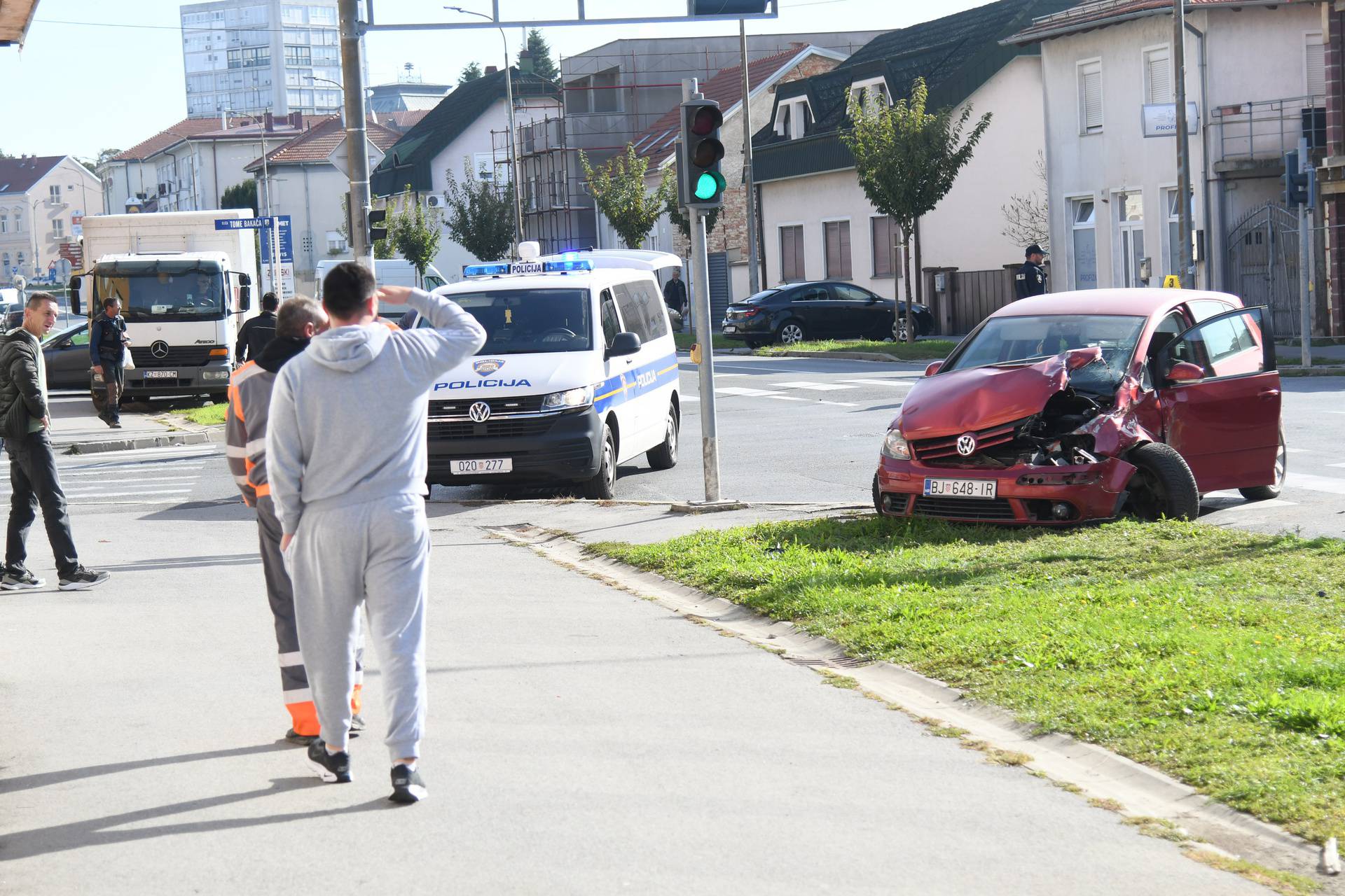 Bjelovar: Dvije osobe ozlijeđene u sudaru automobila i kamiona