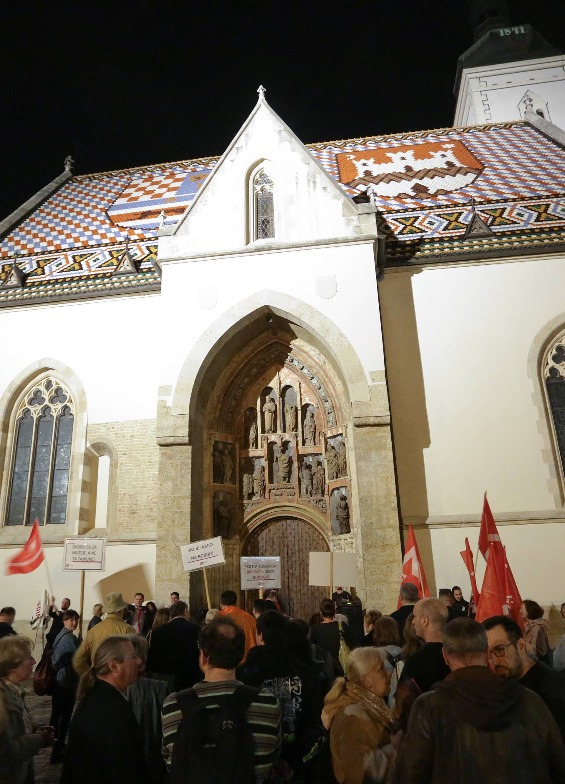 Na Markovom trgu: Održao se mirni prosvjed protiv Todorića