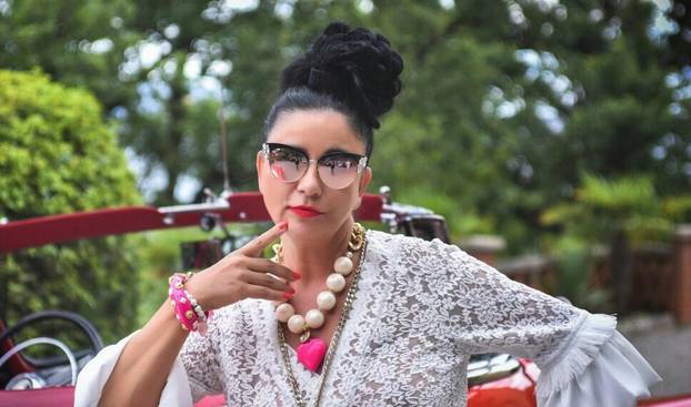 FOTO Alka Vuica iznenadila je sve neobičnom novom frizurom!