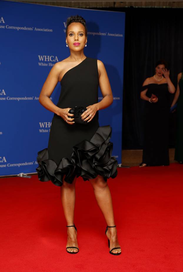 Actress Kerry Washington arrives on the red carpet for the annual White House Correspondents Association Dinner in Washington