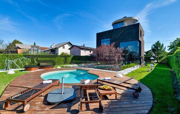 U ovoj se vili snimala popularna hrvatska serija! Znate li koja? Prodaje se za 550 tisuća eura...