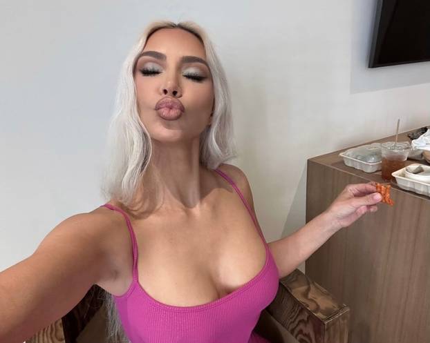 FOTO Kim Kardashian 'upecala' novog frajera. Legenda Formule 1 prerasla je status 'prijatelja'