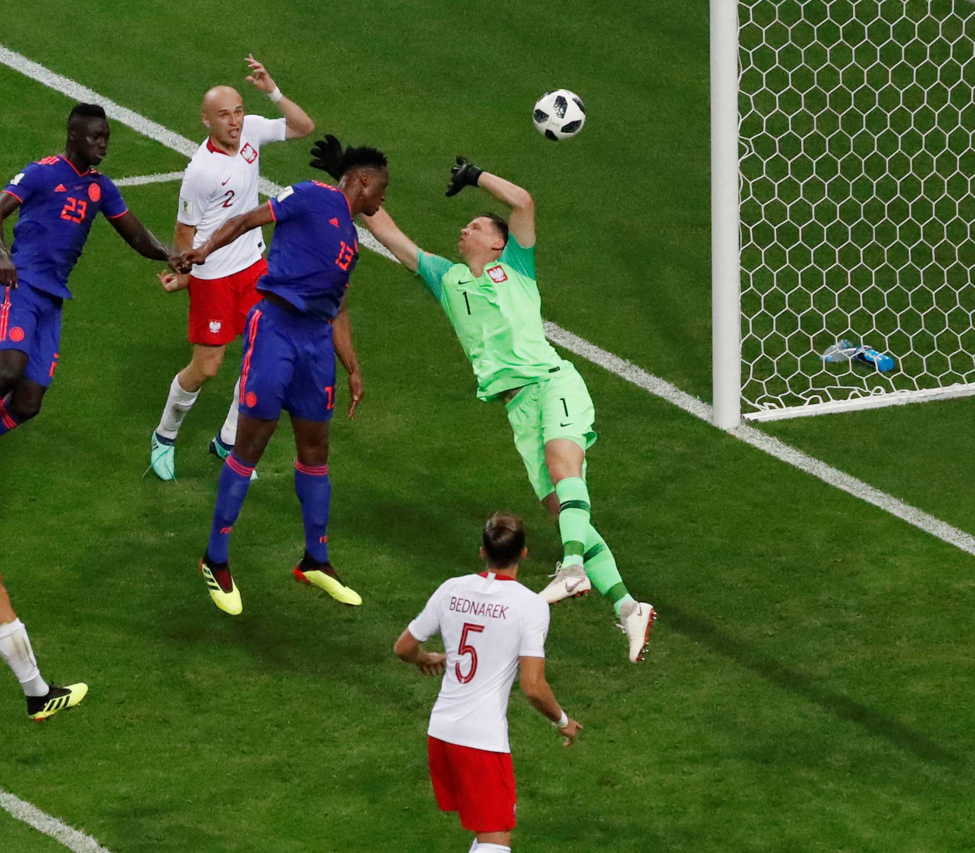 World Cup - Group H - Poland vs Colombia