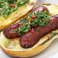Ideja za večeru: Argentinski hot dog s chimichurri umakom