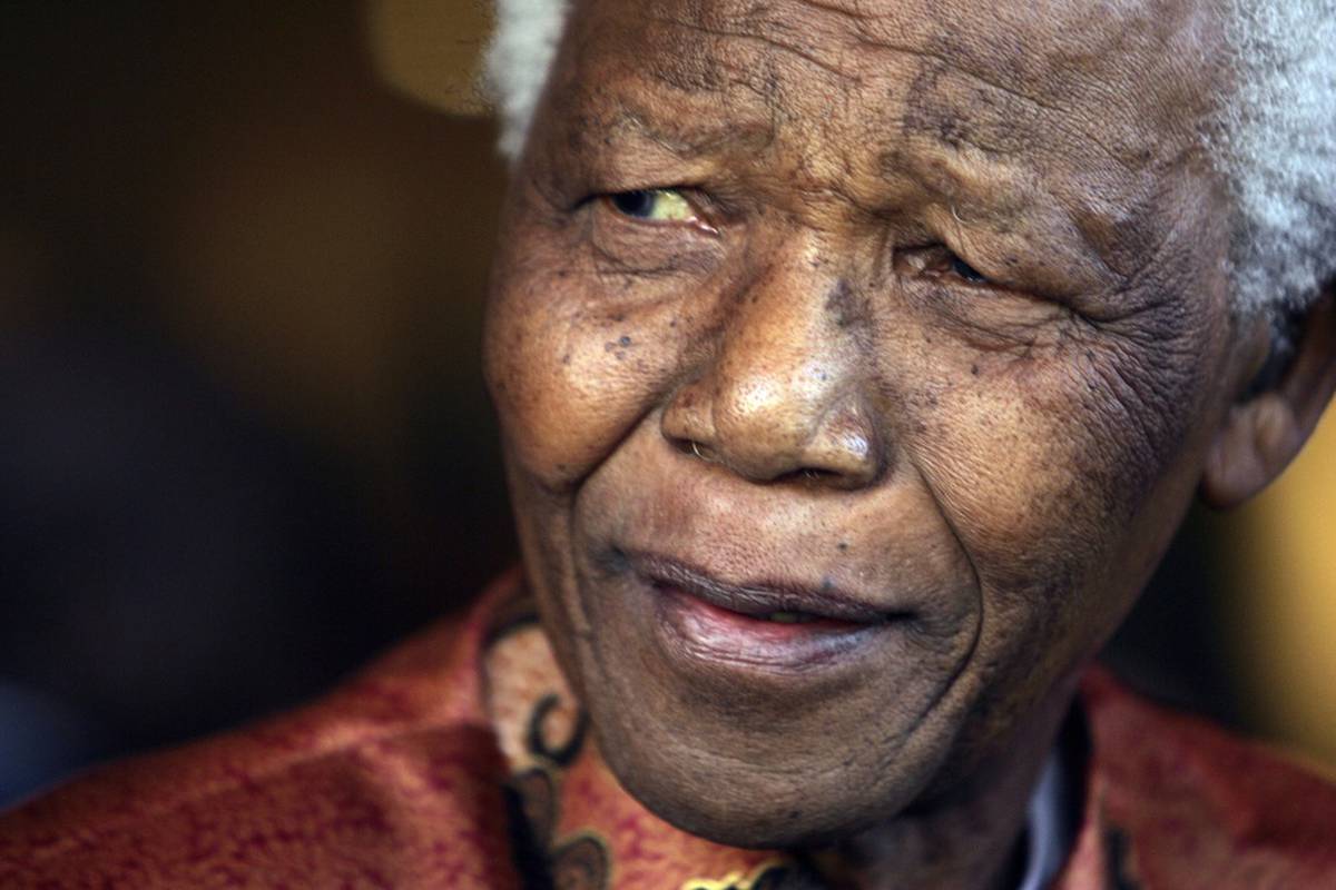 Stanje mu se naglo pogoršalo: Nelson Mandela (94) kritično 