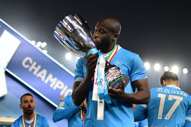 Supercoppa Italiana - Final - Napoli v Bologna