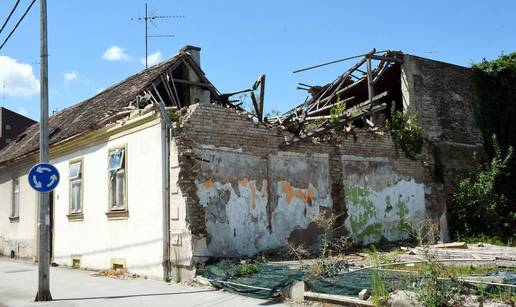 FOTO Posljedice potresa kod Petrinje vidljive su i nakon &scaron;est godina: Brojni &ccaron;ekaju obnovu