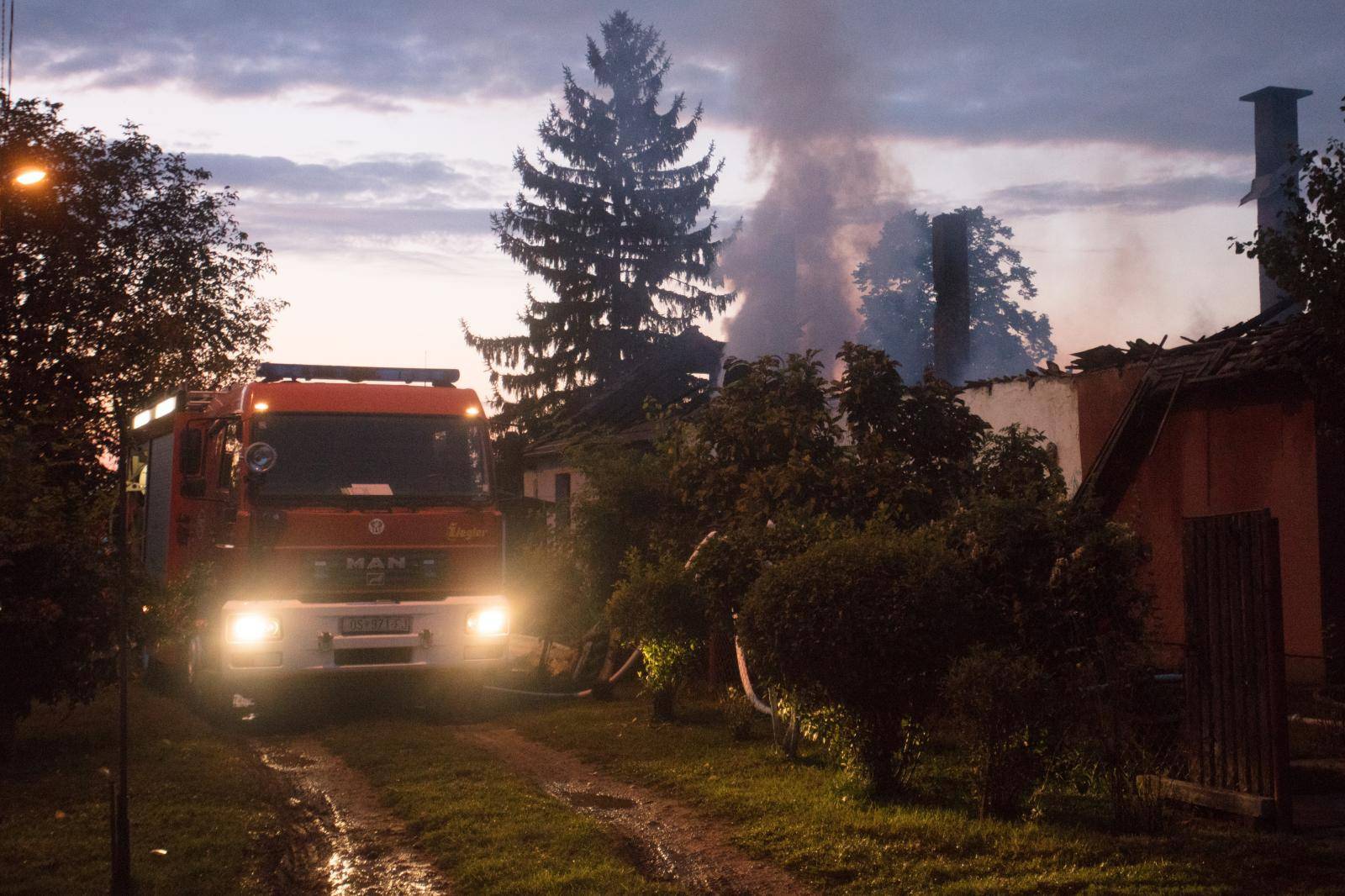 Kuća im izgorjela, a on obolio: 'Više nema ni moga Zvonimira'