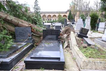 Zagreb: Posljedice velikog nevremena na Mirogoju