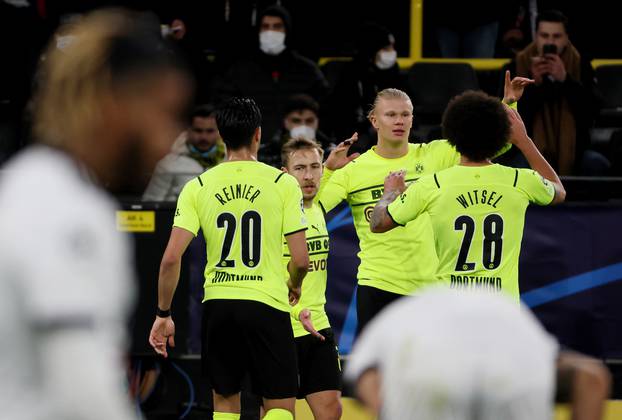 Champions League - Group C - Borussia Dortmund v Besiktas