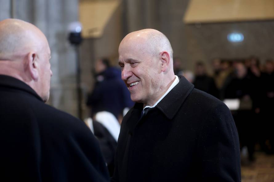 Zagreb: Misa polnoćka nakon pet godina slavi se u katedrali