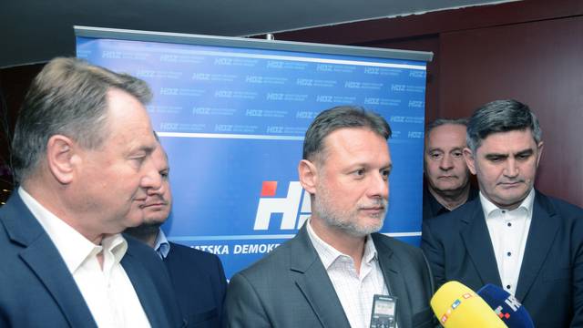 Gordan JandrokoviÄ nazoÄio sjednici Å½upanijskog odbora HDZ-a u Sisku