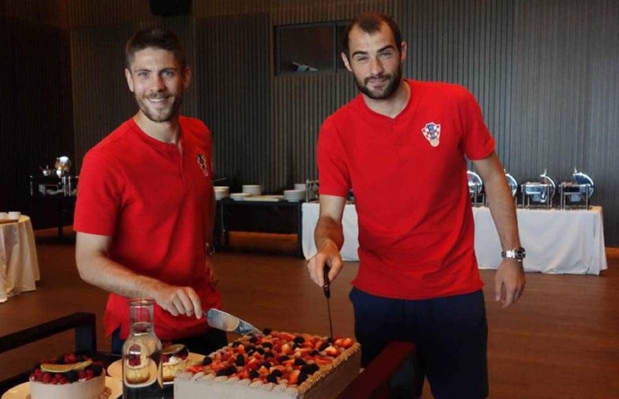 Slavljenici, imamo samo jednu želju: Pobijedite Škote i prođite!