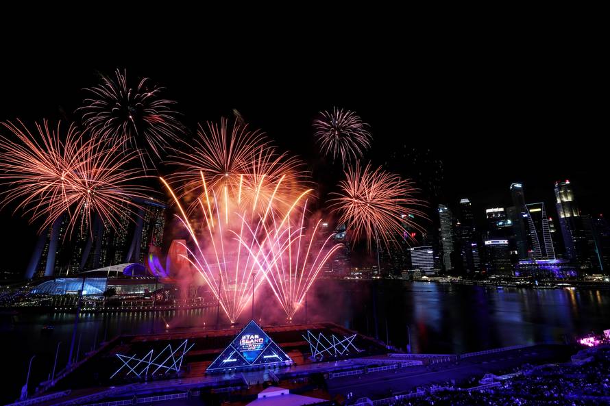 Pola svijeta već ušlo u Novu godinu uz vatromet i veselje