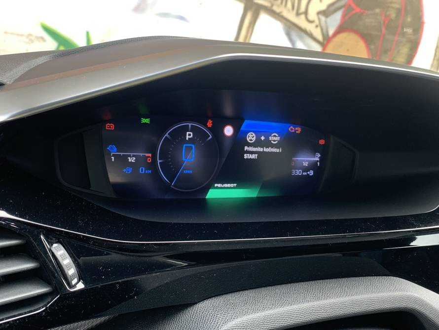 Peugeot 308 SW atraktivan je karavan i dobra alternativa za SUV, no pogon jako diže cijenu