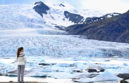 VIDEO Božić uranio na Islandu! Pala rekordna količina snijega, pogledajte scene snježne idile