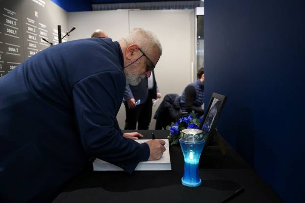 Komemoracija u čast legende kluba Dinamo Marijana Čerečeka