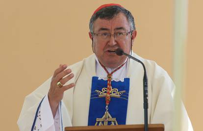 Kardinal Puljić: Božić je poticaj za jačanje vjere i širenje dobra