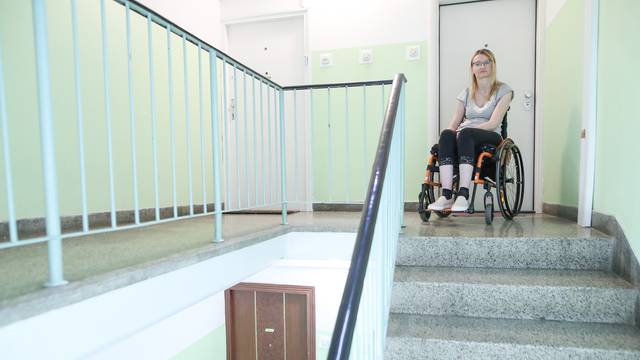 Daniela Duic boluje od multipla skleroze pa prikuplja novac za izgradnju lifta na balkonu