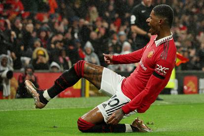 Manchester United u tri minute slomio Nottingham Forest