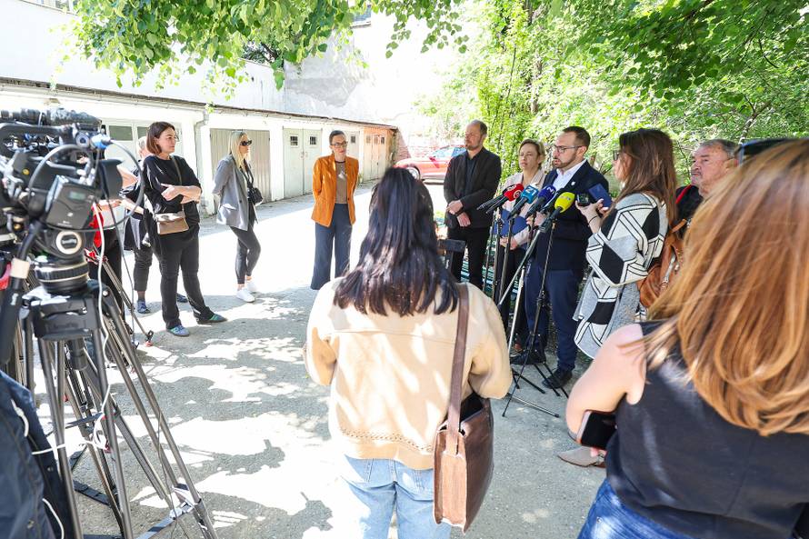 Tomislav Tomašević i zamjenici predstavili uređeno dvorište u okviru pilot projekta Zelena dvorišta