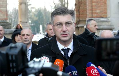 Plenković tvrdi da ne zna ništa o "jadranskoj migrantskoj ruti"