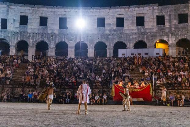 Borbe gladijatora u pulskoj Areni