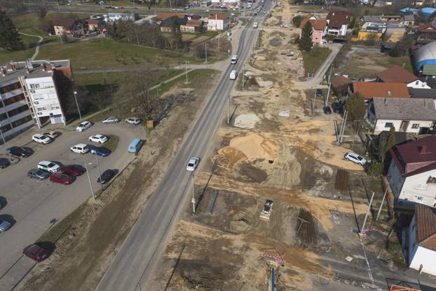 Pogled iz zraka na rekonstrukciju Sarajevske ulice u Zagrebu i prvo proširenje tramvajske pruge nakon 20 godina