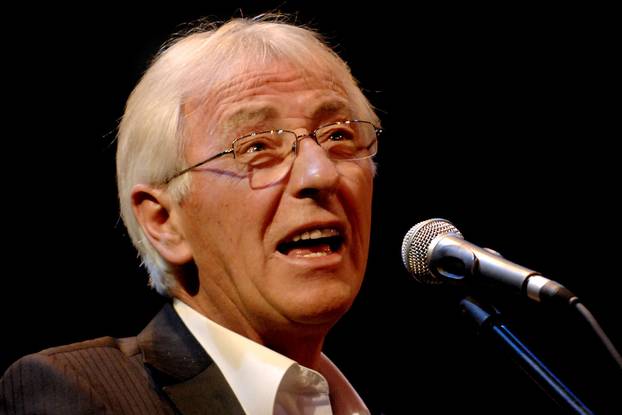 Split: 07.12.1947. ro?en poznati hrvatski glazbenik Oliver Dragojevi?