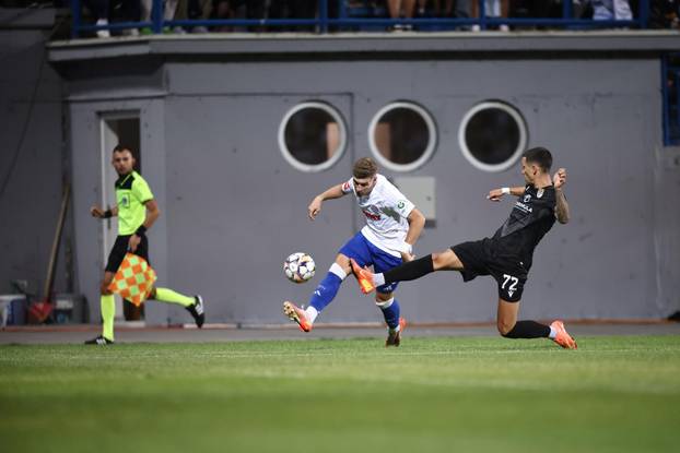 Posušje: Prijateljska utakmica Posušje - Hajduk u rasprodanom stadionu
