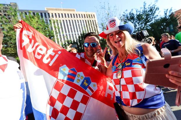 SP 2026 Dallas: Velika povorka hrvatskih navijača u Dallasu uoči utakmice Engleske i Hrvatske na Svjetskom prvenstvu