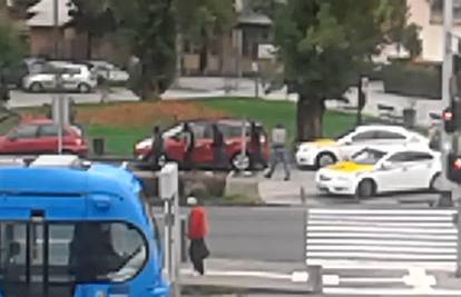 Banda rasista napala azilanta u tramvaju u središtu Zagreba