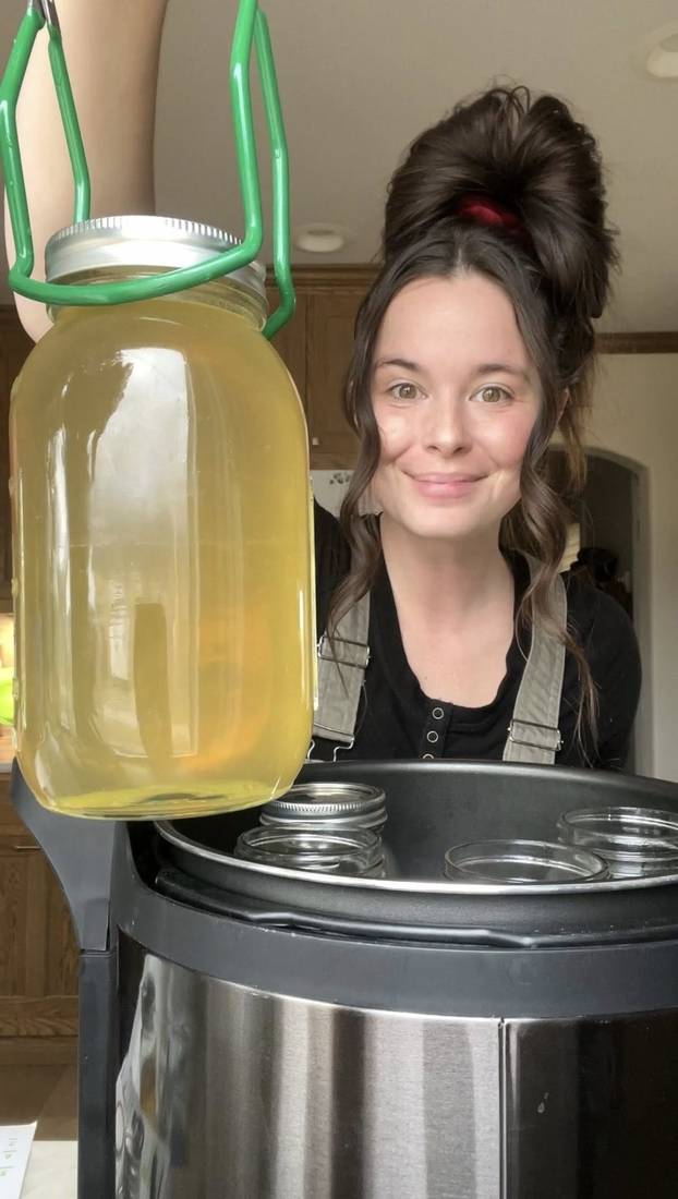 FOTO Pripreme za krizu i(li) smak svijeta. Mlada djevojka iz SAD-a: 'Ne treba vam prorok...'