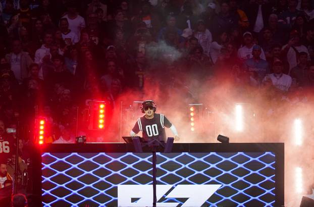 NFL - Miami Dolphins v Washington Commanders