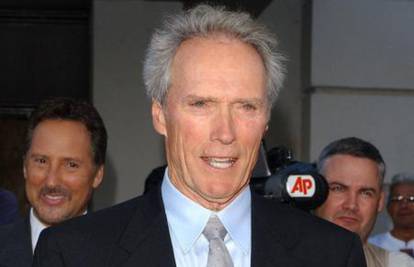 Clint Eastwood spasio mačića od sigurne smrti, svidio mu se