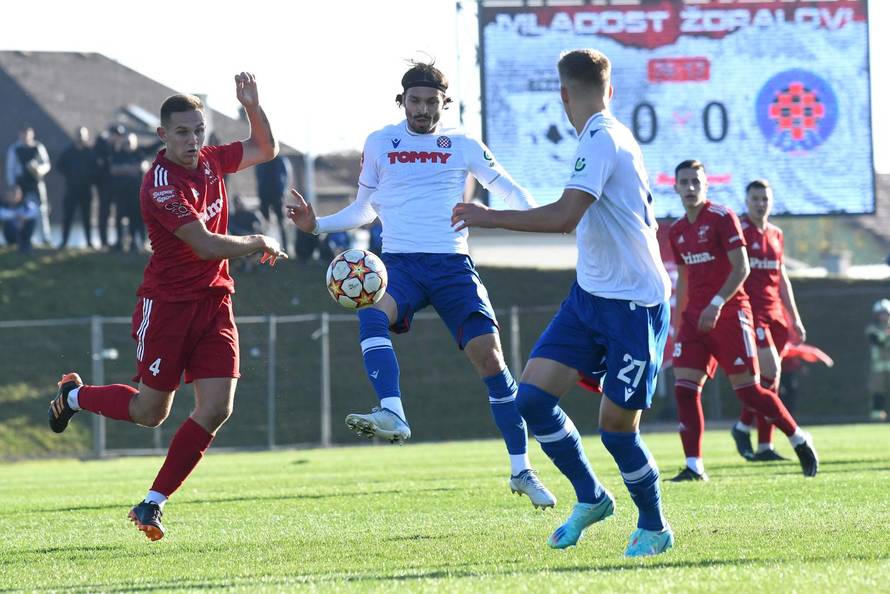 Mladost Ždralovi i Hajduk sastali se u osmini finala SuperSport Hrvatskog nogometnog kupa