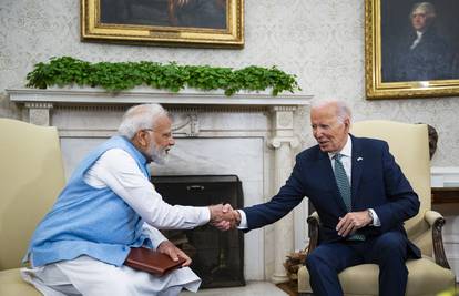 Biden dočekao Modija u Bijeloj kući raskošnom ceremonijom: 'Čast i ponos za ljude iz Indije'