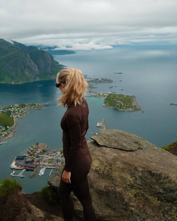 Ona je najveća navijačica Bodo Glimta. I sjajno igra nogomet
