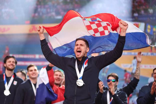 Zagreb: Hrvatska rukometna reprezentacija stigla na svečani doček na Trgu bana Josipa Jelačića