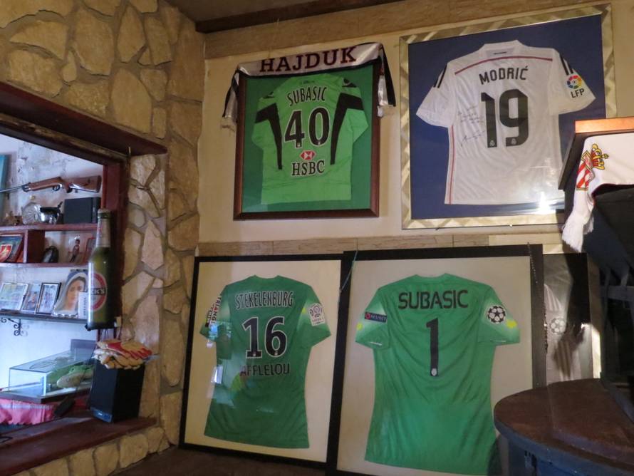 U Subašićevu selu: 'Uđite, sve ovo je moj Danijel napravio!'