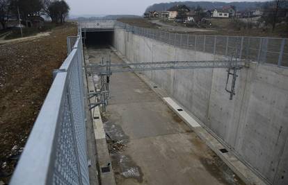 Koprivnica: Zbog gradnje pothodnika do 15. svibnja bit će zatvoren dio državne ceste D2