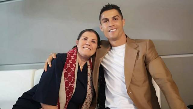 Drži se, Ronaldo! Cristianova mama ima rak, bori se za život