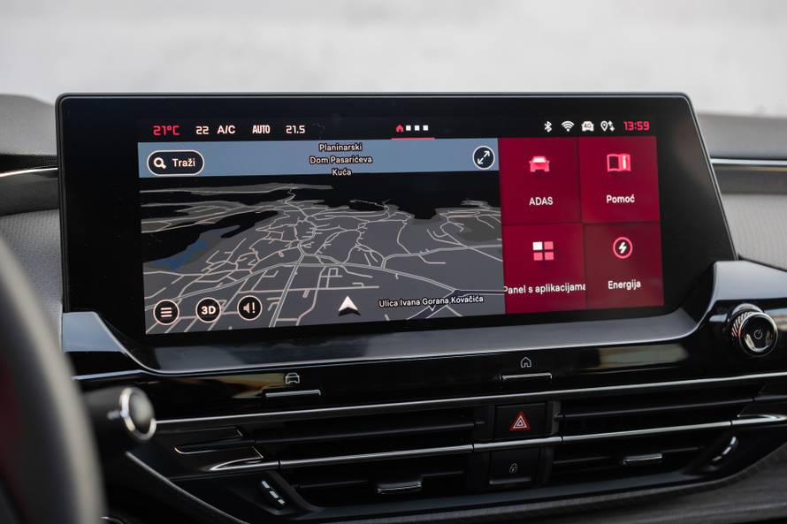 Najnapredniji Citroën svih vremena: Stigao je novi C5 X